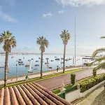 Bay Terrace Iv *