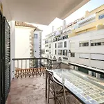 Bay Terrace Iv Lägenhet
