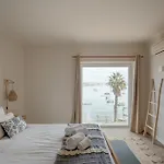 Bay Terrace Iv
