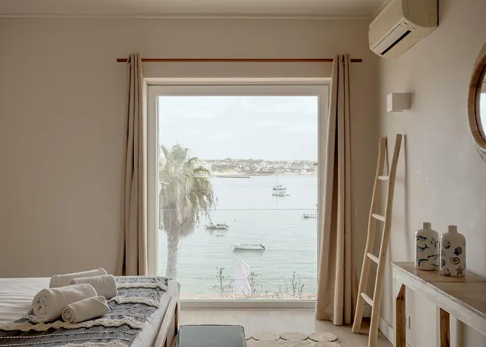 Bay Terrace Iv